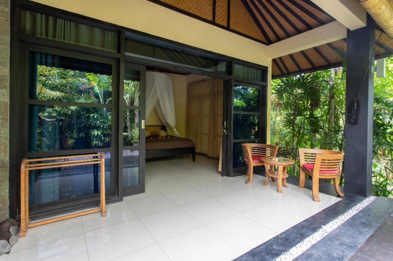 Villa Latebra Lovina (Bali)