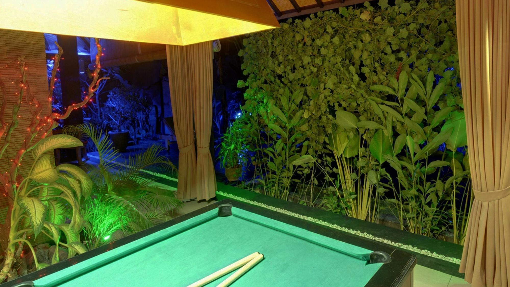 Latebra Lovina (Bali)