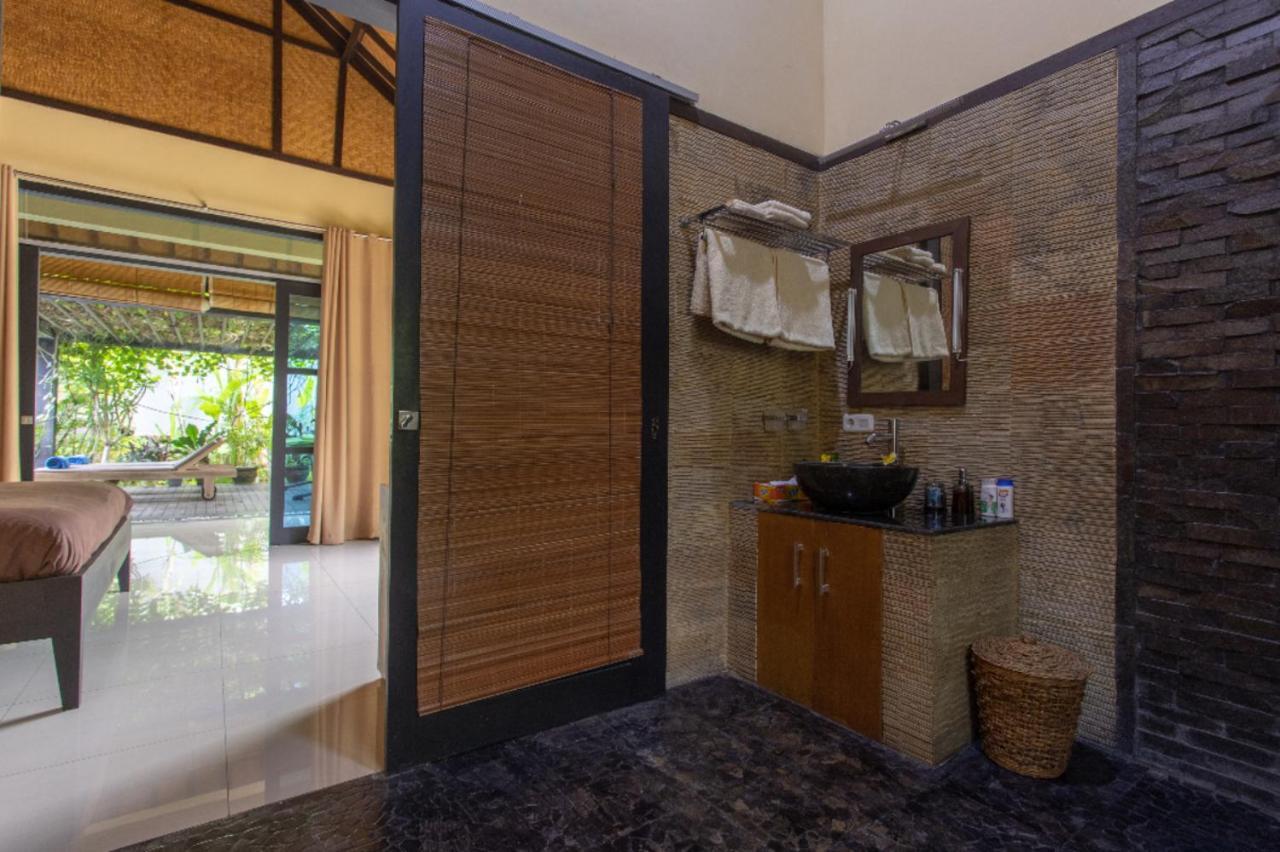 Latebra Villa Lovina (Bali)